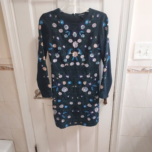 Club Monaco Kasienna Navy Blue Floral Embroidered Long Sleeve Dress - Picture 2 of 9